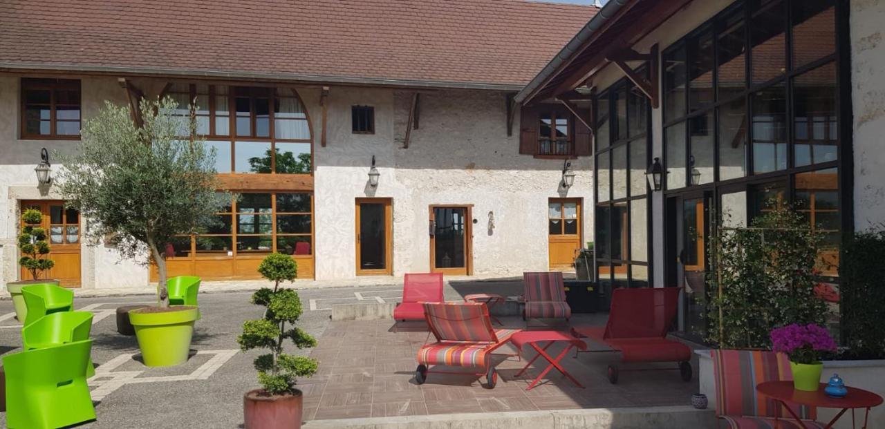 Hotel Le Domaine De Tizo Saint-Victor-de-Morestel Exterior foto